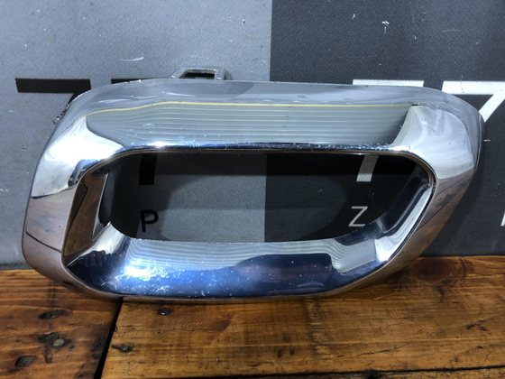 Окантовка выхлопной трубы Mercedes GLE V167 18-нв Б/У Оригинал A1678856900