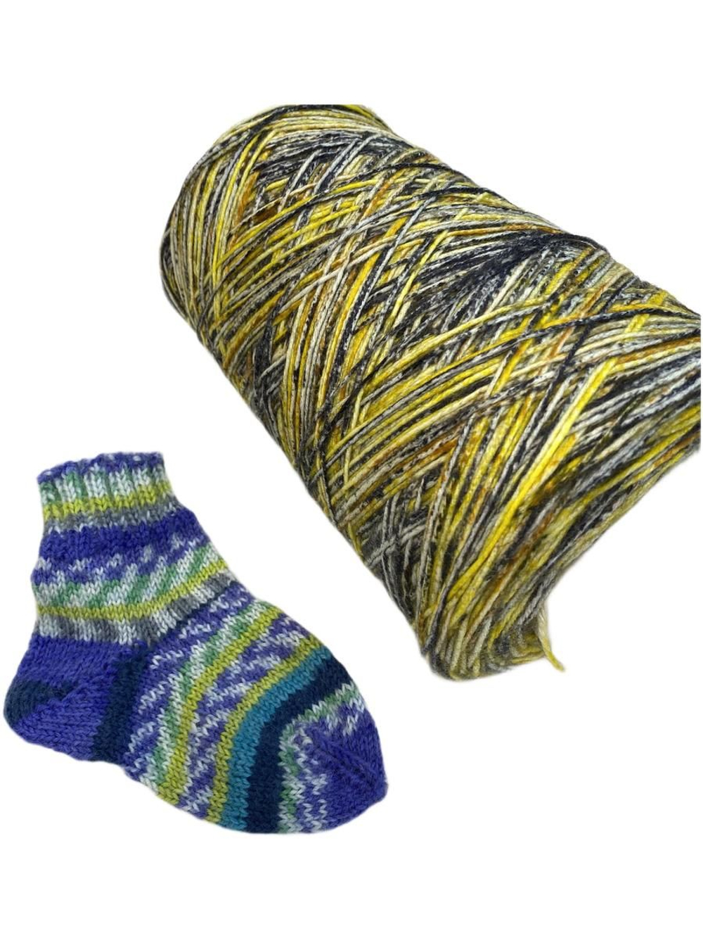 Носочная пряжа на бобине (Италия) 80% шерсть мериноса 20% п/а 100г-315м 385г