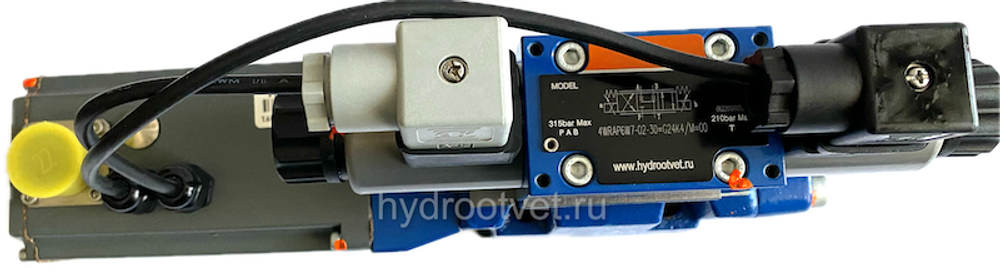 4WRKE10W6-100L-3X/6EG24K31/A1D3M - Пропорциональный распределитель с обратной связью по положению золотника и со встроенным усилителем (OBE), Ду10, A1 = ±10 В, номинальный расход 100 л/мин, схема W6-, каналы управления X и Y - внешние