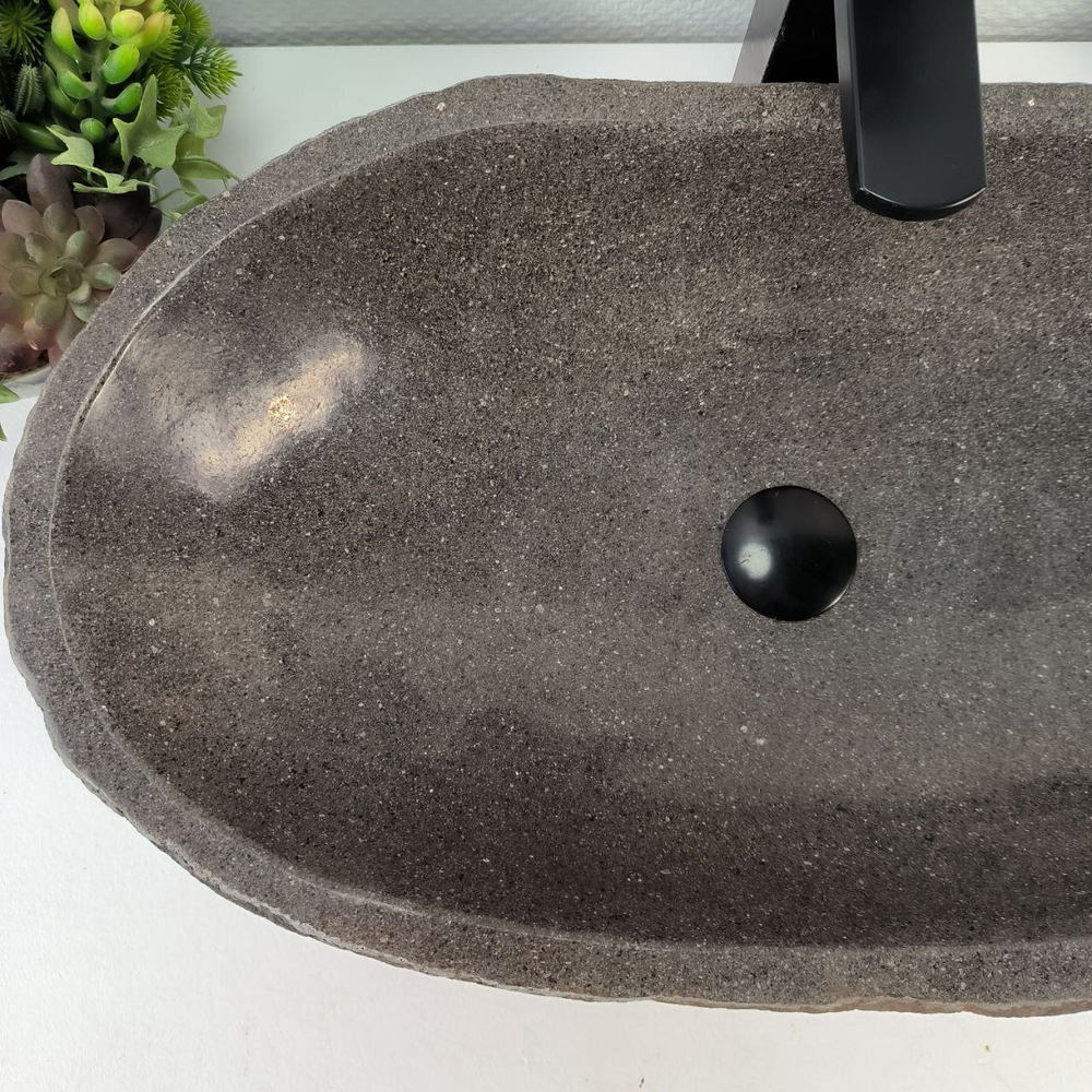 Раковина из речного камня RS-65155 64*36*15 0858