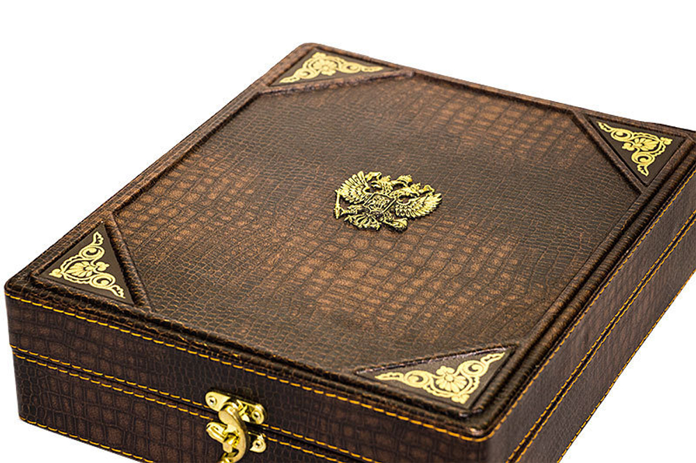 Книга в подарочном коробе «Великие люди России»