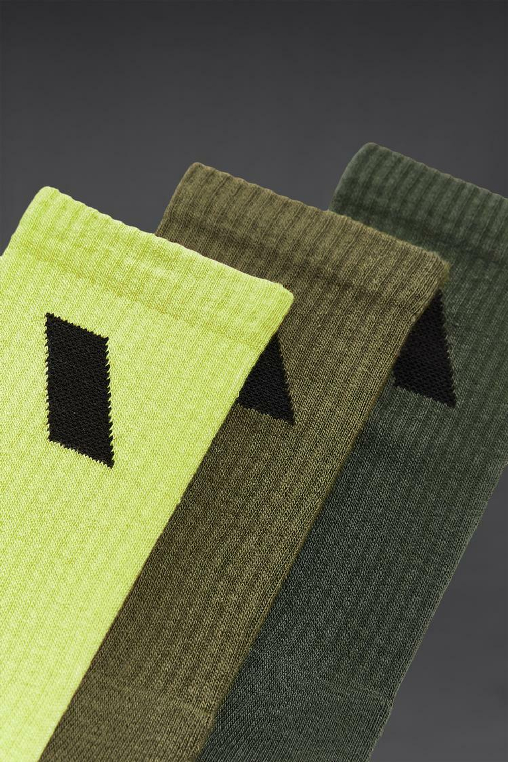 ZARA УПАКОВКА ИЗ 3 ТРЕНИРОВОЧНЫХ НОСКОВ, ЗЕЛЕНЫЙ