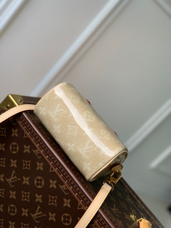 Louis Vuitton Nano Speedy