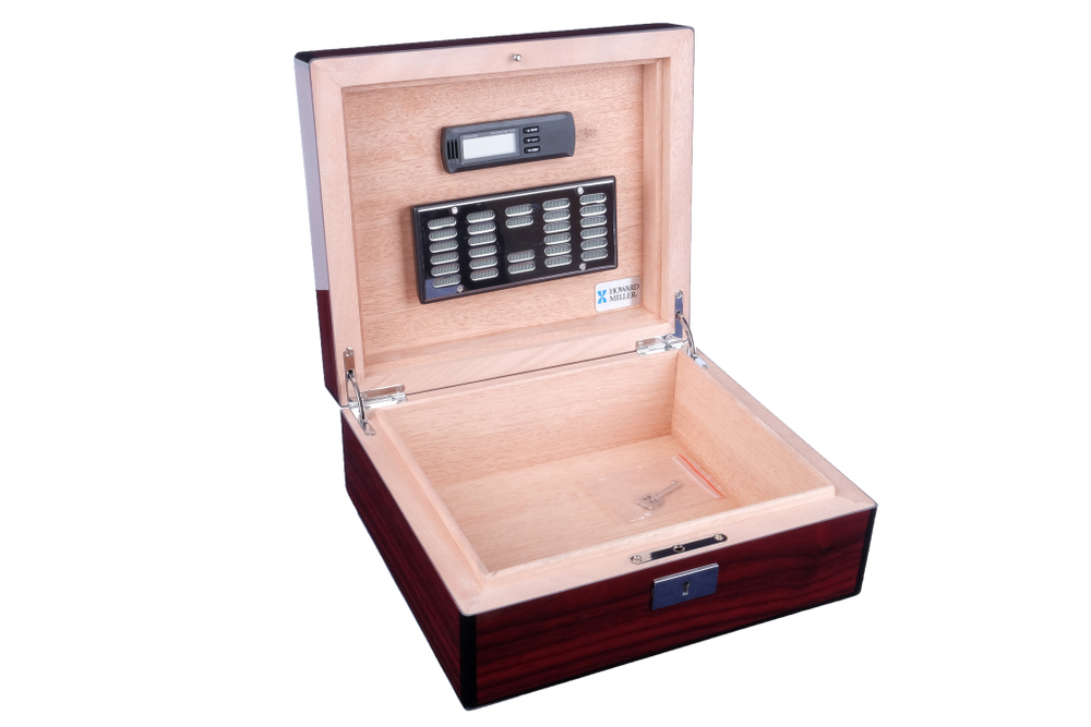 Хьюмидор Howard Miller тонированная вишня на 40 сигар УЦЕНКА