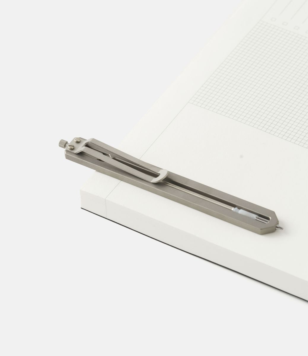Pencil Type-C - Titanium — механический карандаш-закладка из титана