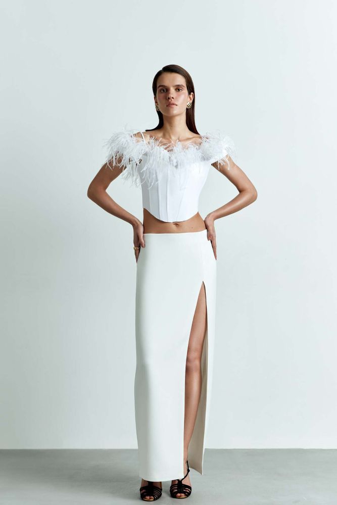 Корсетный топ с перьями