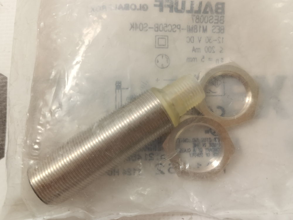 Balluff BES0087 BES M18MI-PSC50B-S04K новое