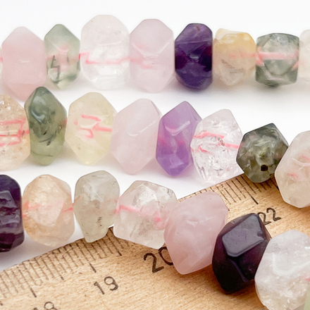 Натуральные камни микс бусины, размер около 6,8-8,5*9-10,5 мм, цена за набор 12-13 шт (1/4нити)