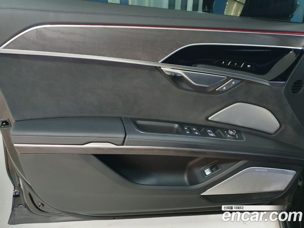 Audi A8 (D5) 55 TFSI Quattro LWB (12.2022)