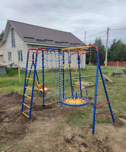 Уличный ДСК с двумя качелями с сеткой