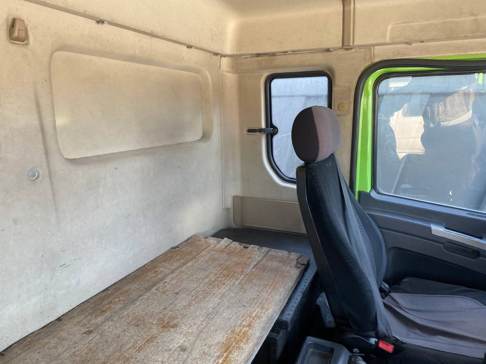 Shacman (Shaanxi) SX* 8x4 Самосвал SX33186V366 (Дизельный, 11,6 л, 423 л.с., МТ)