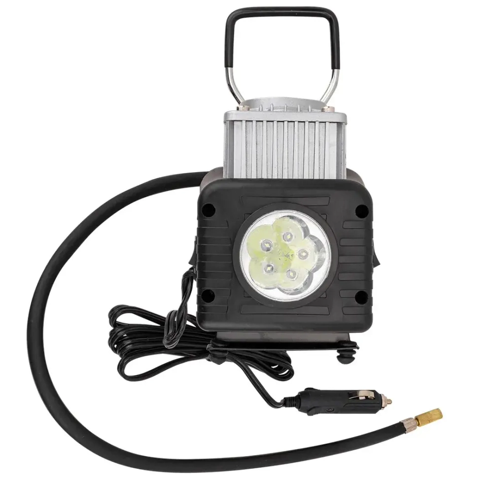 Компрессор автомобильный поршневой двухцилиндровый с аналоговым манометром и встроенным фонарем (12В, 20А, 65л/мин, 7бар) в пласт.кейсе RockFORCE RF-2014360