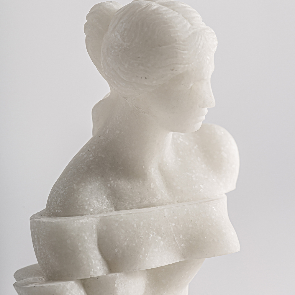 Декоративная фигура OFELIA