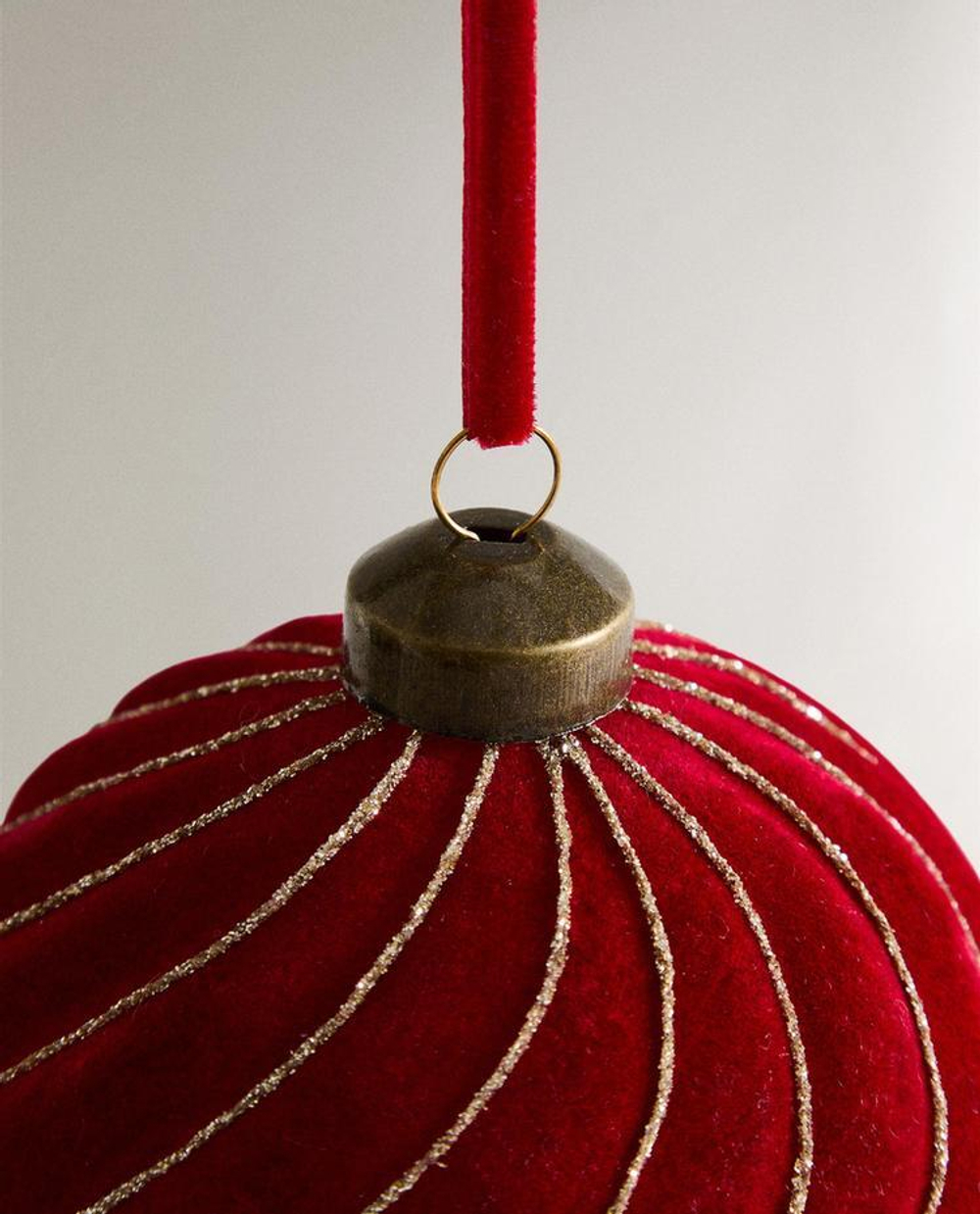 ZARA HOME ЕЛОЧНОЕ УКРАШЕНИЕ В ФОРМЕ ШАРА, КРАСНЫЙ