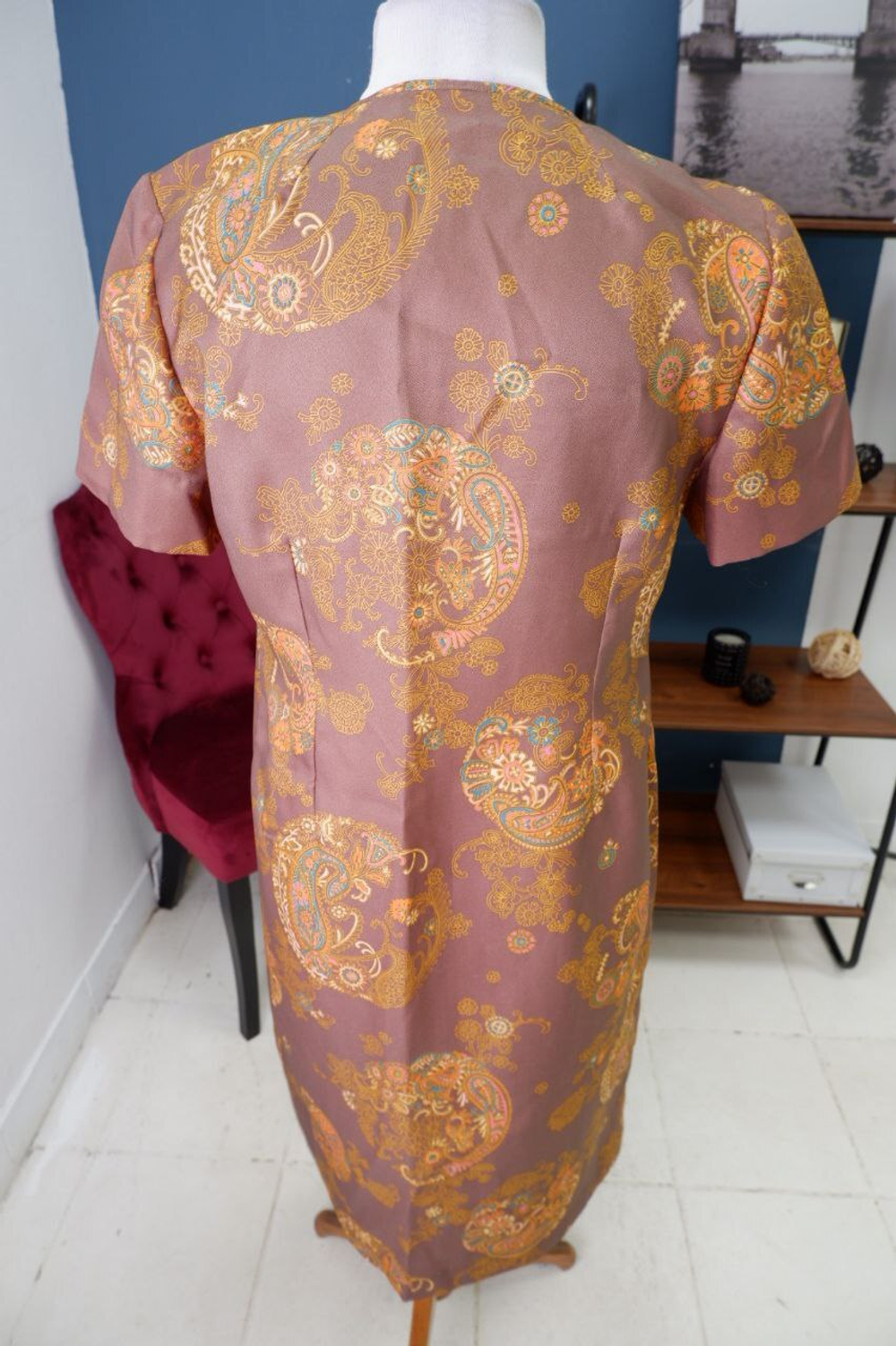 Платье красивое интересное 48 размер