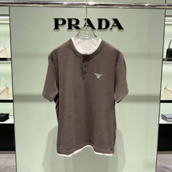 Футболка Prada