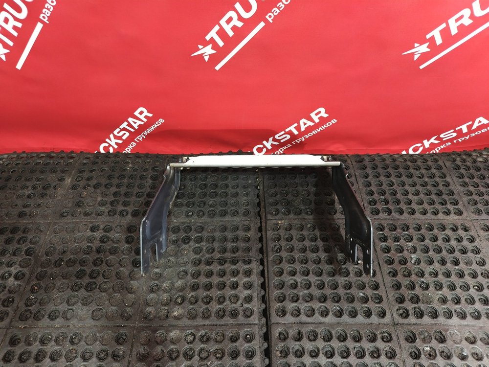 Подножка ящика АКБ 2019г.