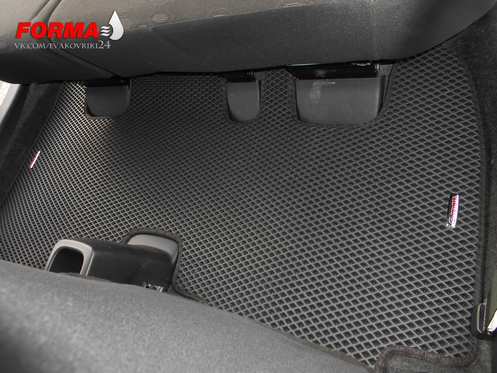 Toyota Ractis 2 поколение P120 (11.2010 - 08.2016) 2WD
