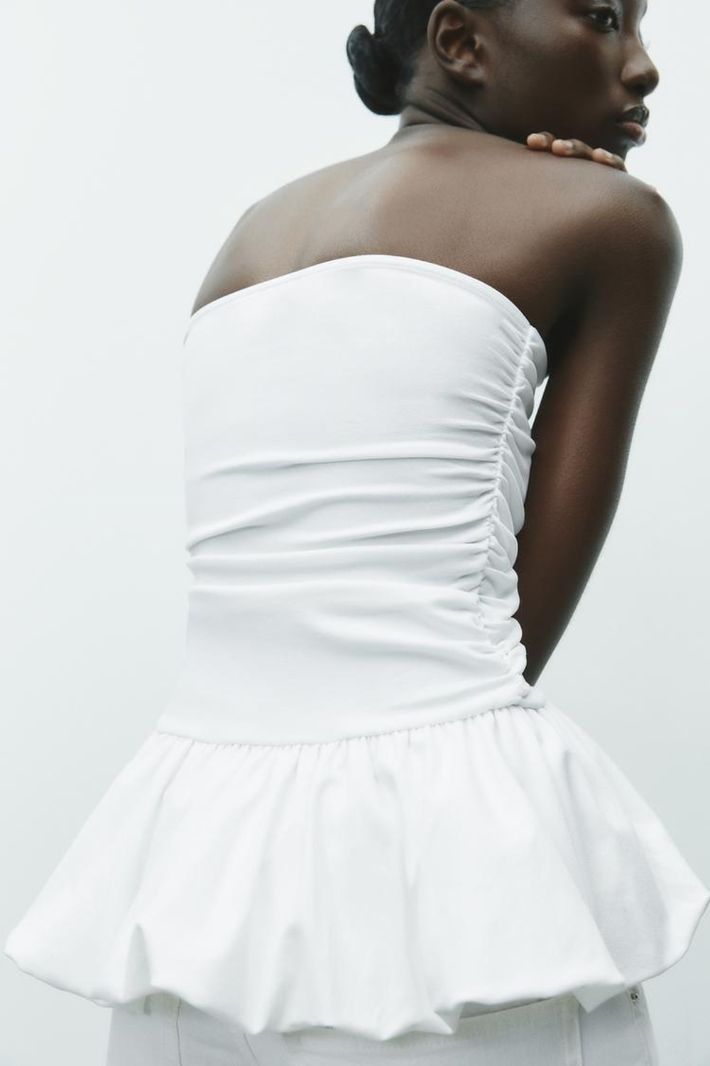 ZARA ТОП БЕЗ БРЕТЕЛЕЙ, БЕЛЫЙ