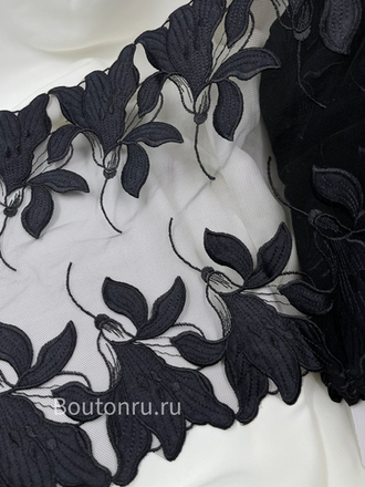 Кружево черное с вышитыми цветами "Лилии" 260 мм