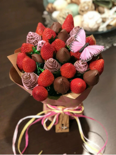 Клубника в шоколаде букет  33 шт