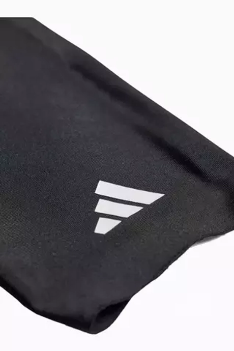 Футбольные щитки adidas Tiro Competition