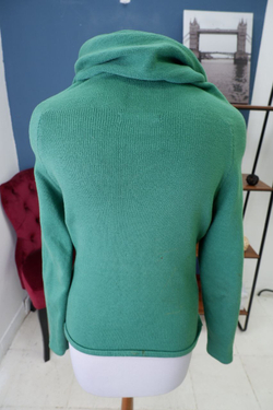 Свитер зеленый 42 размер