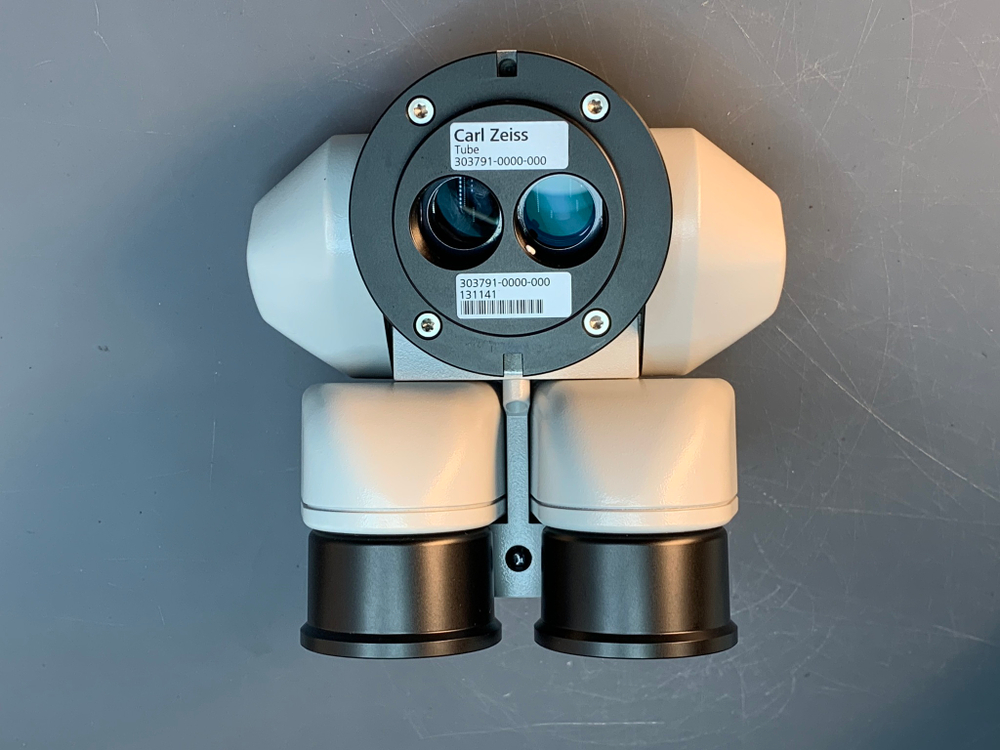 Хирургический микроскоп Carl Zeiss F170