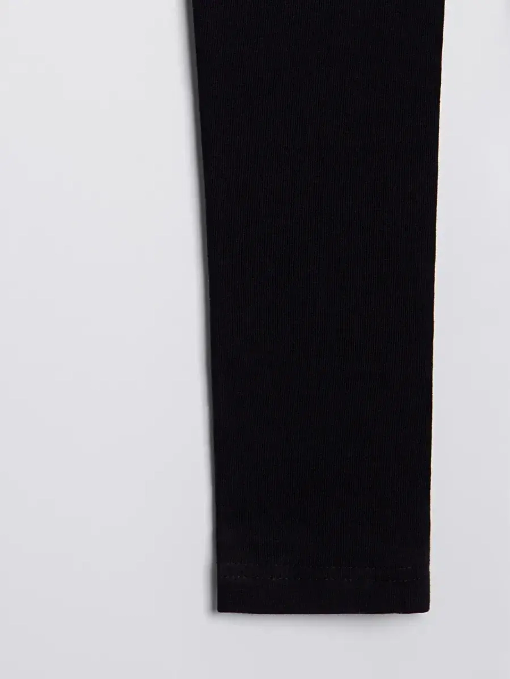 Костюм для девочки летний с леггинсами