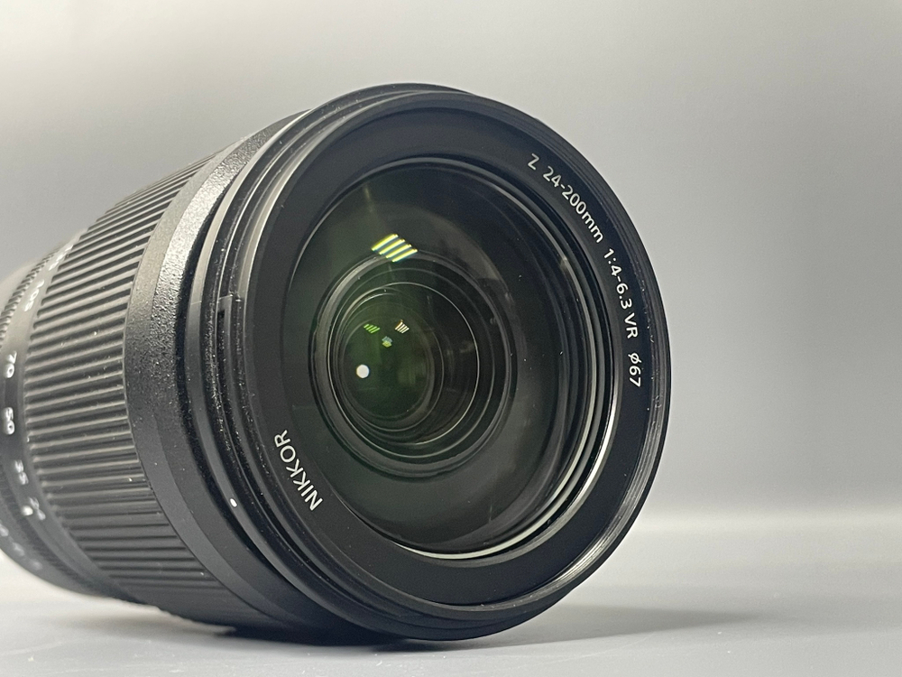 Nikon 24-200mm 4-6.3 VR Nikkor Z