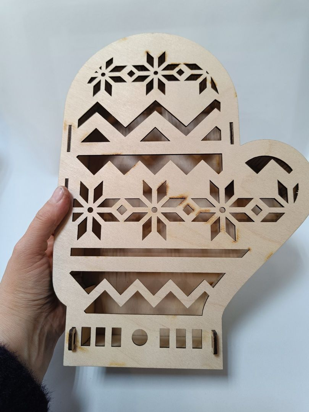 Подарочная коробка Варежка, фанера