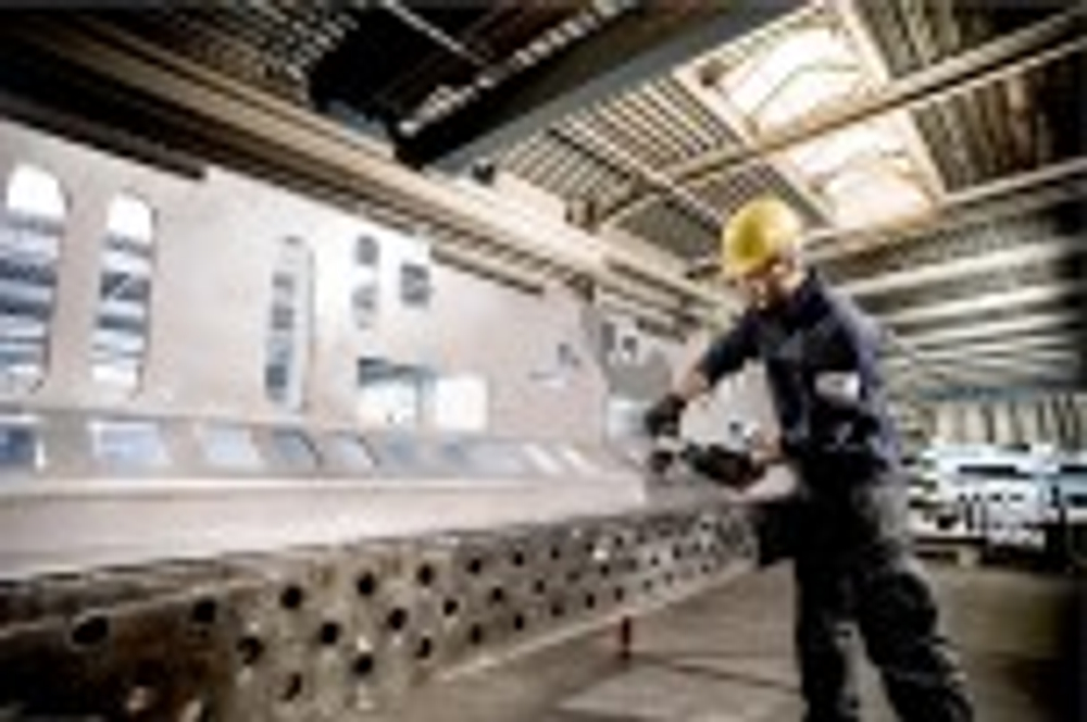 Фрезер аккумуляторный METABO KFM 18 LTX3  RF  кромочный по металлу без АКБ и З/У 601754840