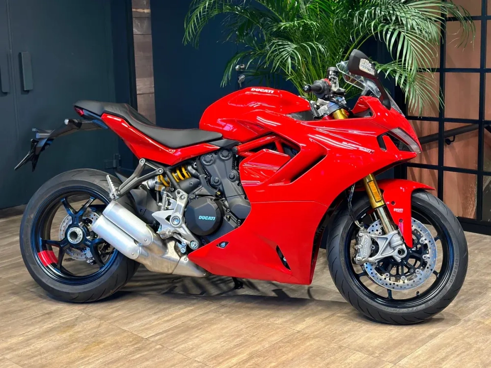 Ducati Supersport, 2024