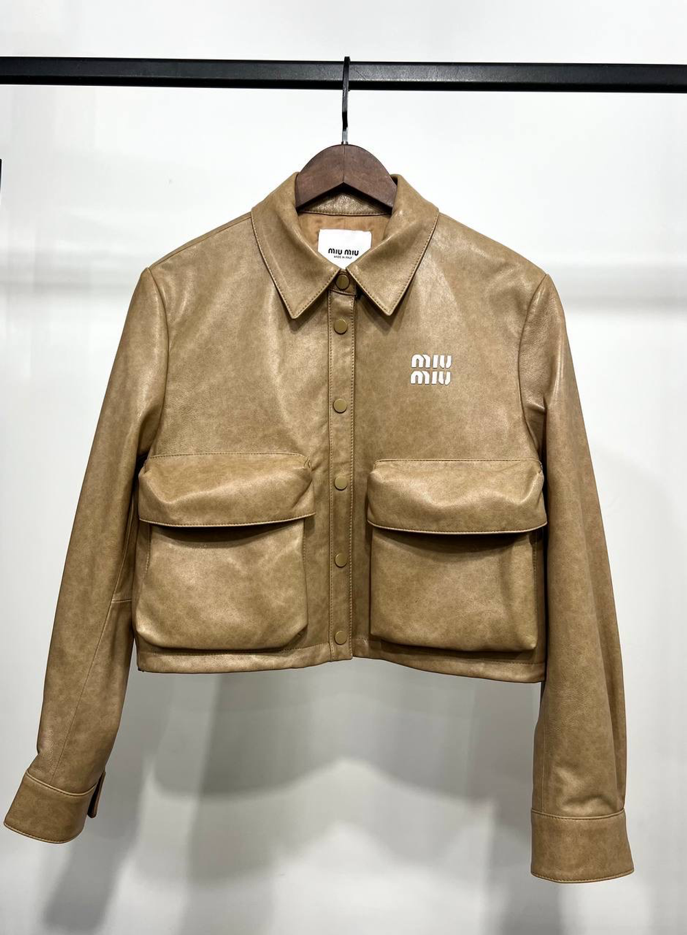 Кожаная куртка Miu Miu