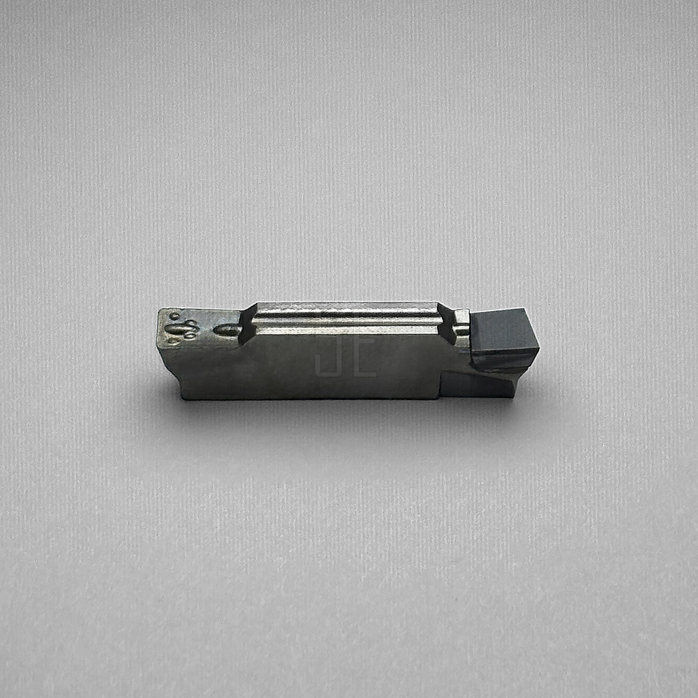 MGMN-W3 A15 PCD Пластина отрезная