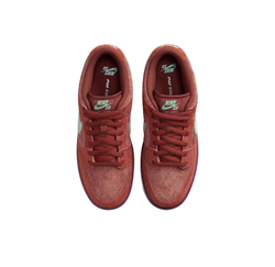 Кроссовки Nike SB Dunk Low ‘Mystic Red’ DV5429-601