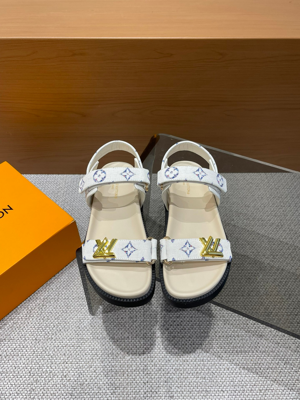 Louis Vuitton Sunset Comfort Flat Sandal