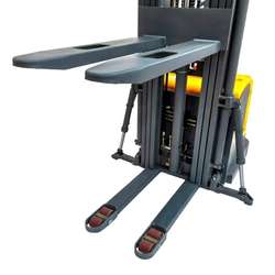 Штабелер электрический самоходный CDDK20 (2000 кг; 6,5 м; li-ion 24 В / 225Ач) SMARTLIFT (SMART) 64-5040