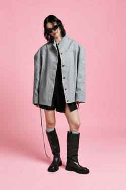 Джинсовая куртка серая