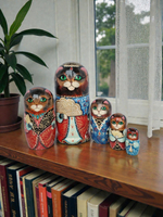 Матрешка "Королева кошка" 5мест