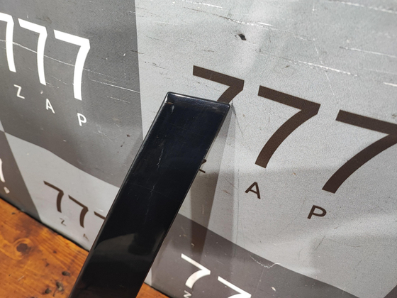 Накладка двери передней левой Lexus NX 14-22 Б/У Оригинал 7575678010