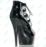 Ботинки на шнуровке