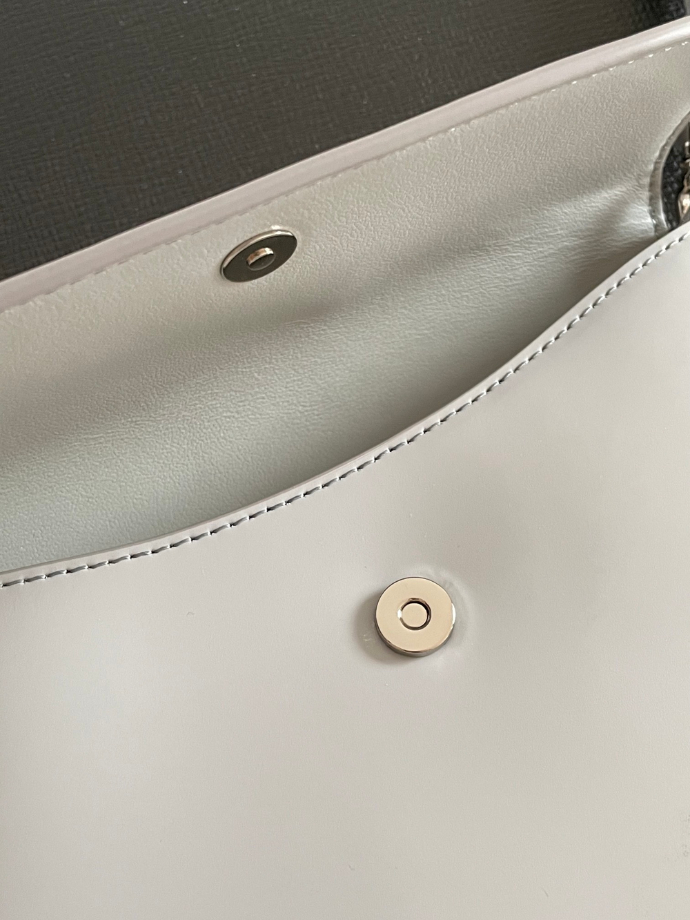 Prada Cleo 22 cm