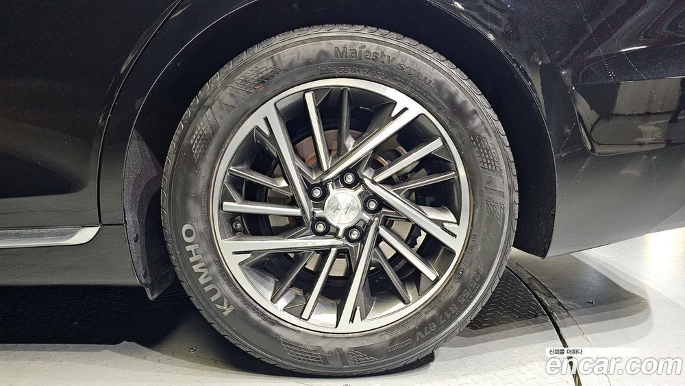 Hyundai The New Grandeur (Azera) IG 2.5 (01.2020)