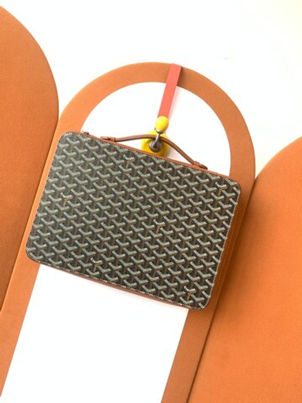 Goyard Compagnon Universel A4
