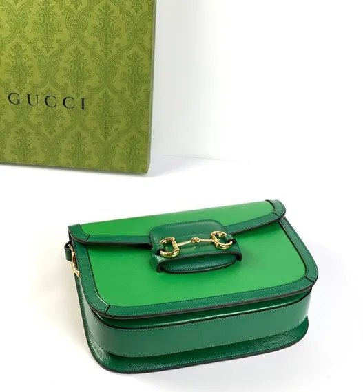 Маленькая сумка на плечо Gucci Horsebit 1955 зеленый/темно-зеленый