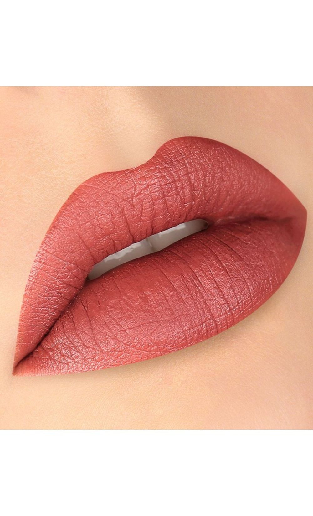 Матовый блеск для губ LuxVisage Ultra Matt - 35 Pink Apple