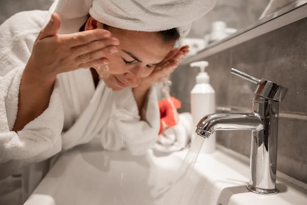 Is it important to wash your skin properly?