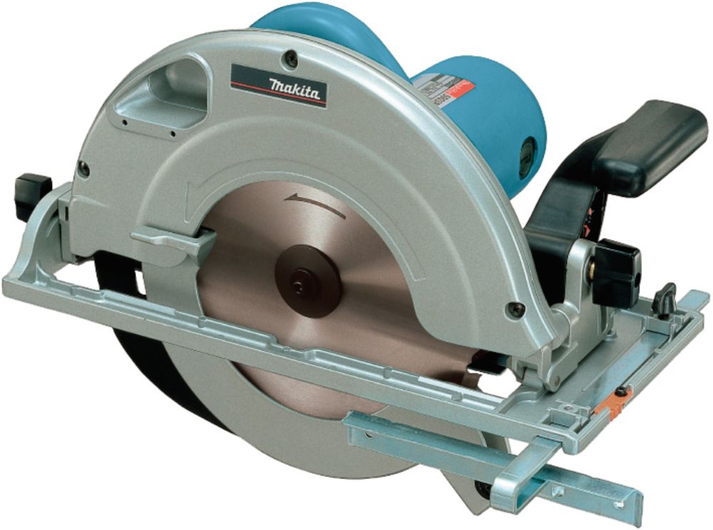 Дисковая пила Makita 5903R