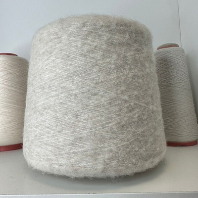 INUIT - E. Miroglio; 77% вспушенный меринос extrafine, 22% п/а, 1% эластан; 950м/100гр; col. 8P9, цвет: светло-бежевый; S709